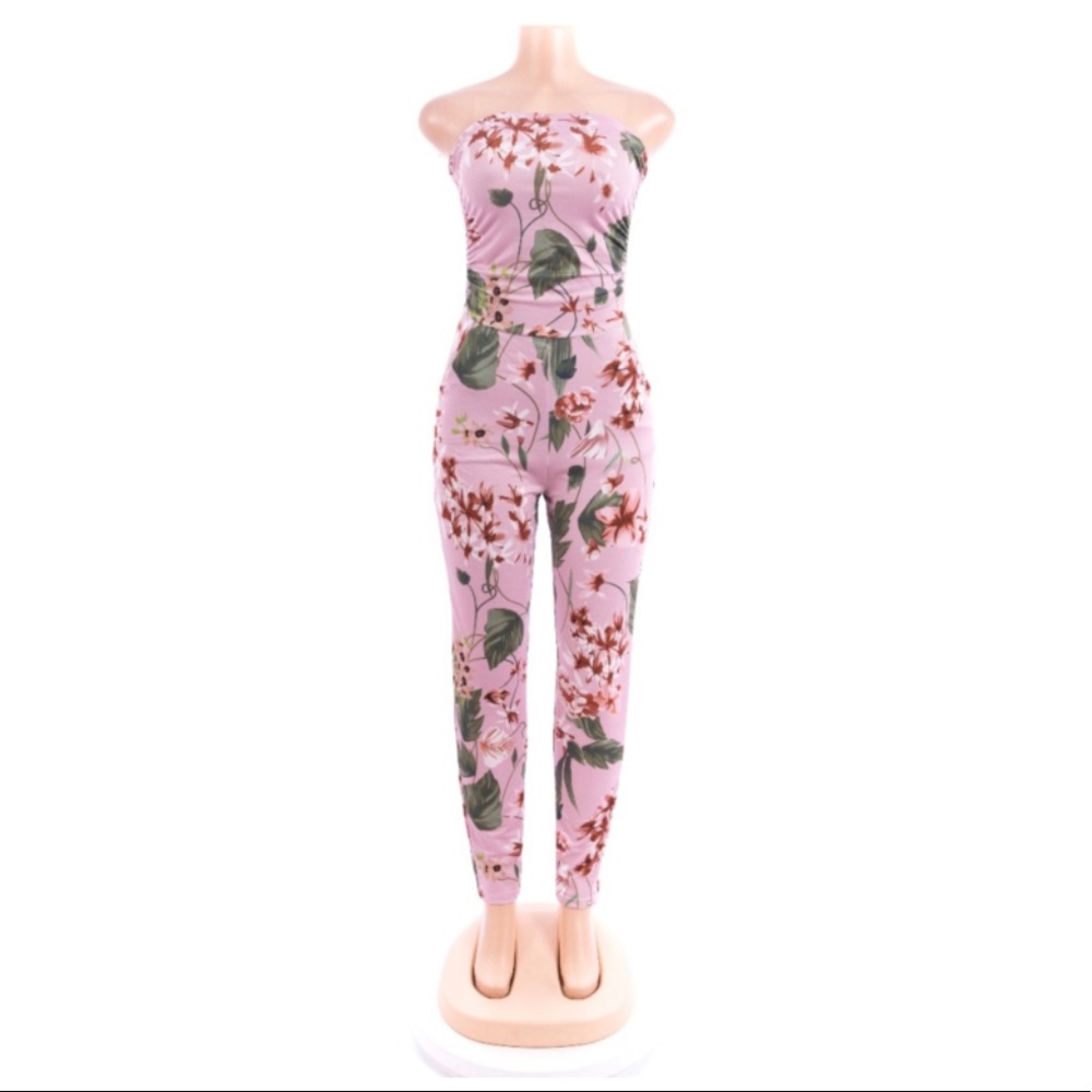 Jumpsuit - Picture 5 of 7
